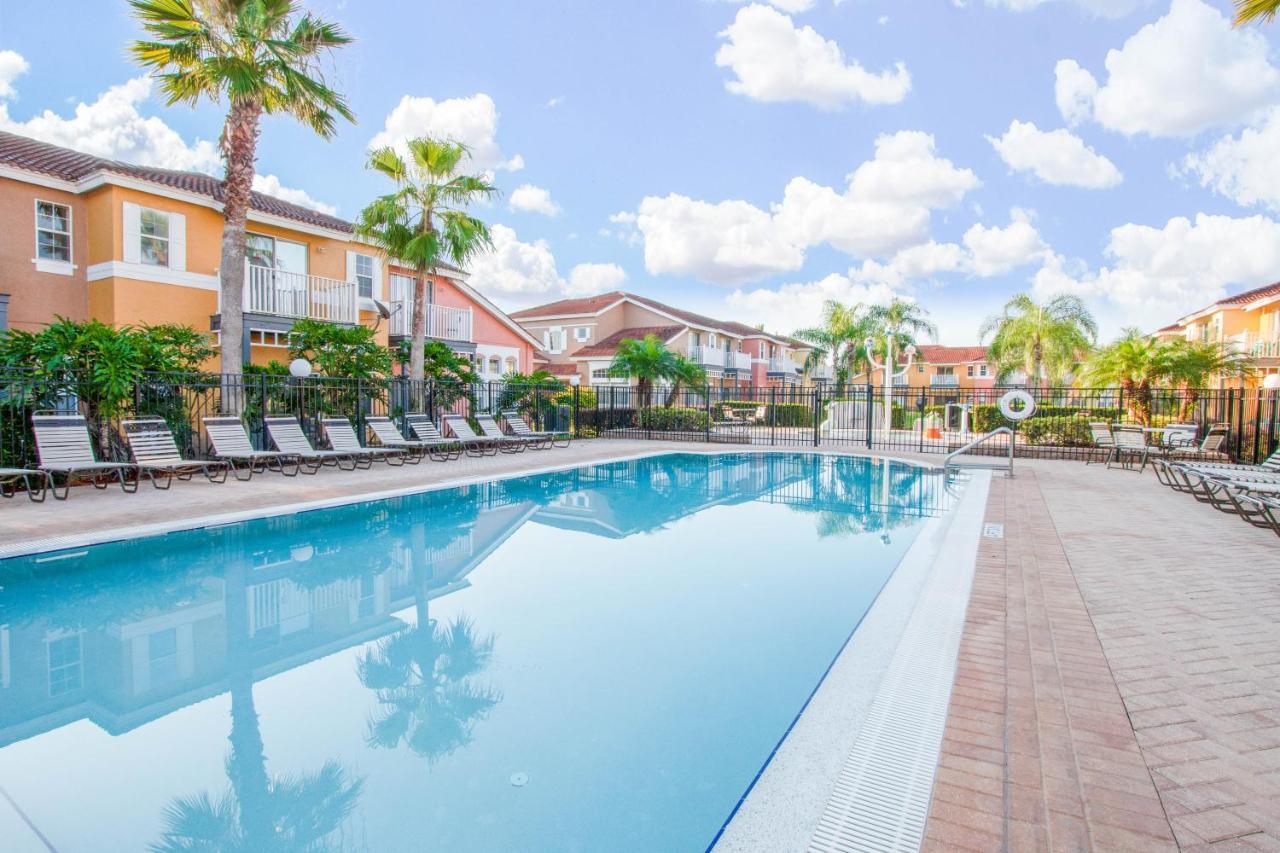 Berkley Lake Townhomes Кіссіммі Екстер'єр фото